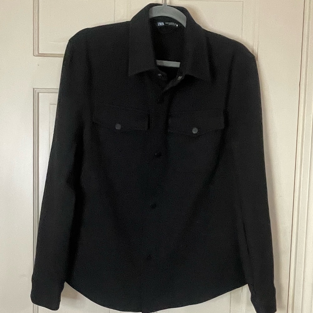 Zara Mens Black Long Sleeve Button-Up 2 Pocket Shirt Size Medium Heavy
